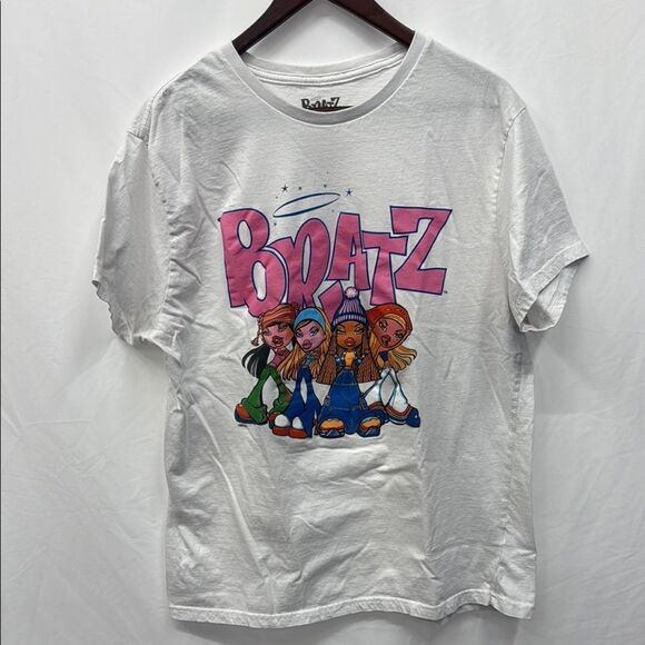 Bratz Tops - Bratz White Graphic T-Shirt